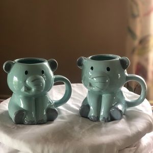 Set of elephant mugs these are too cute, light blue with just one chip on each.